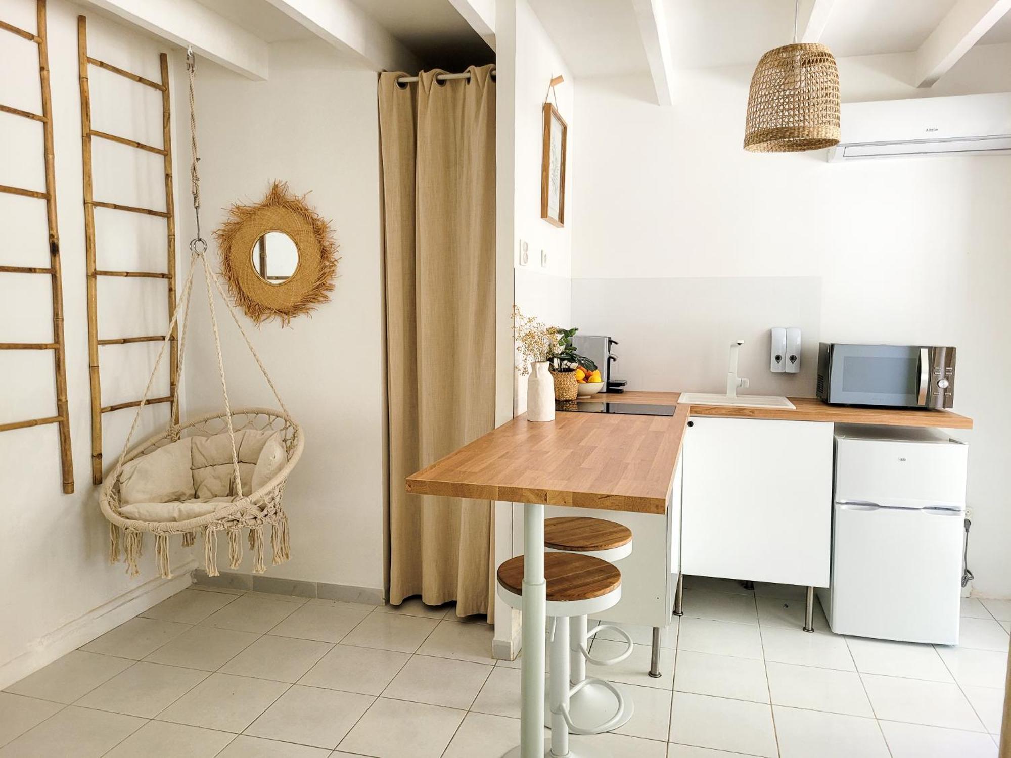 Studio Double Climatise Avec Terrasse - Proche Tram & Centre Montpellier Eksteriør bilde